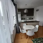 Mieszkanie 48m Kw 2 Balkon Os Bukowe Ul Staszica Zameldowanie 24h Zakaz Imprez *