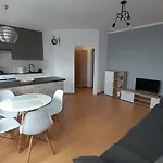 Mieszkanie 48m Kw 2 Balkon Os Bukowe Ul Staszica Zameldowanie 24h Zakaz Imprez Apartmán