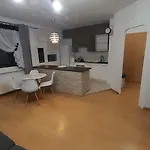 Mieszkanie 48m Kw 2 Balkon Os Bukowe Ul Staszica Zameldowanie 24h Zakaz Imprez *