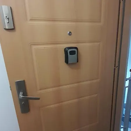 Mieszkanie 48m Kw 2 Balkon Os Bukowe Ul Staszica Zameldowanie 24h Zakaz Imprez
